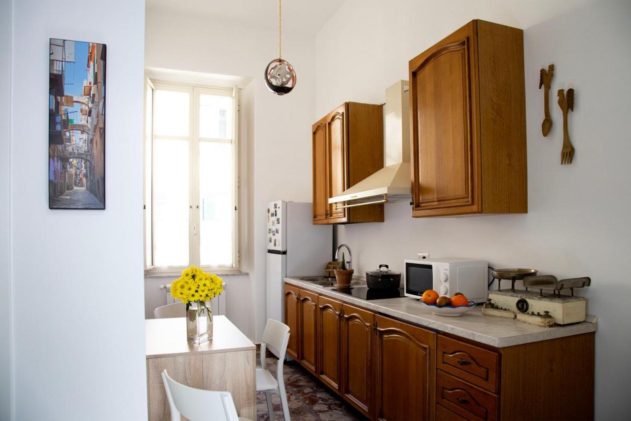 Tu Casa: Picturesque Guest House Napoli Exteriör bild
